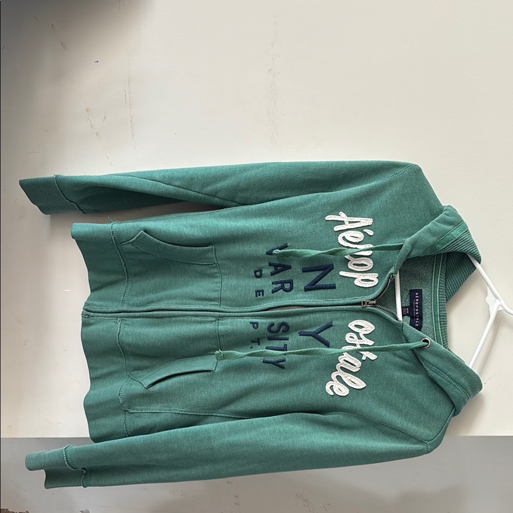 Aeropostale green vintage sweater